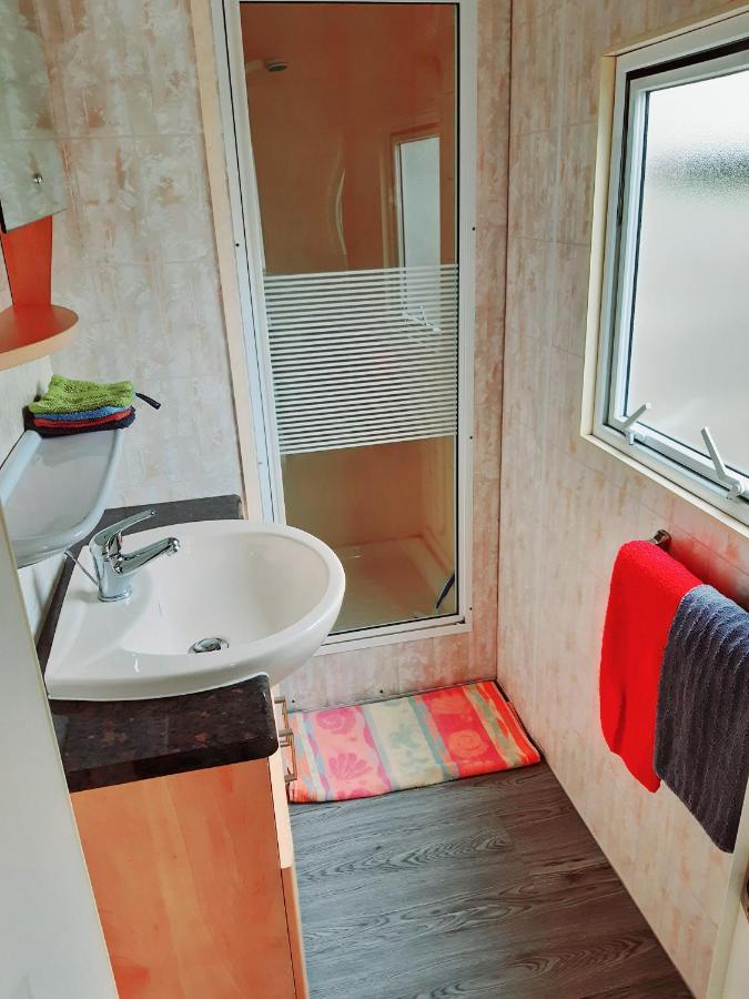 Chalet 15 "De Tien Heugten" Vakantiepark Schoonloo Exterior foto
